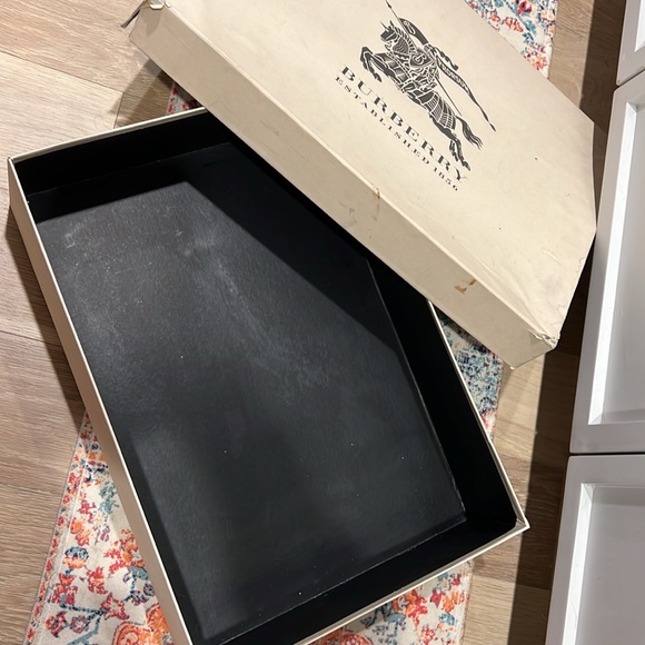 Burberry haymarket rain boots size 8.5 - Picture 8 of 9